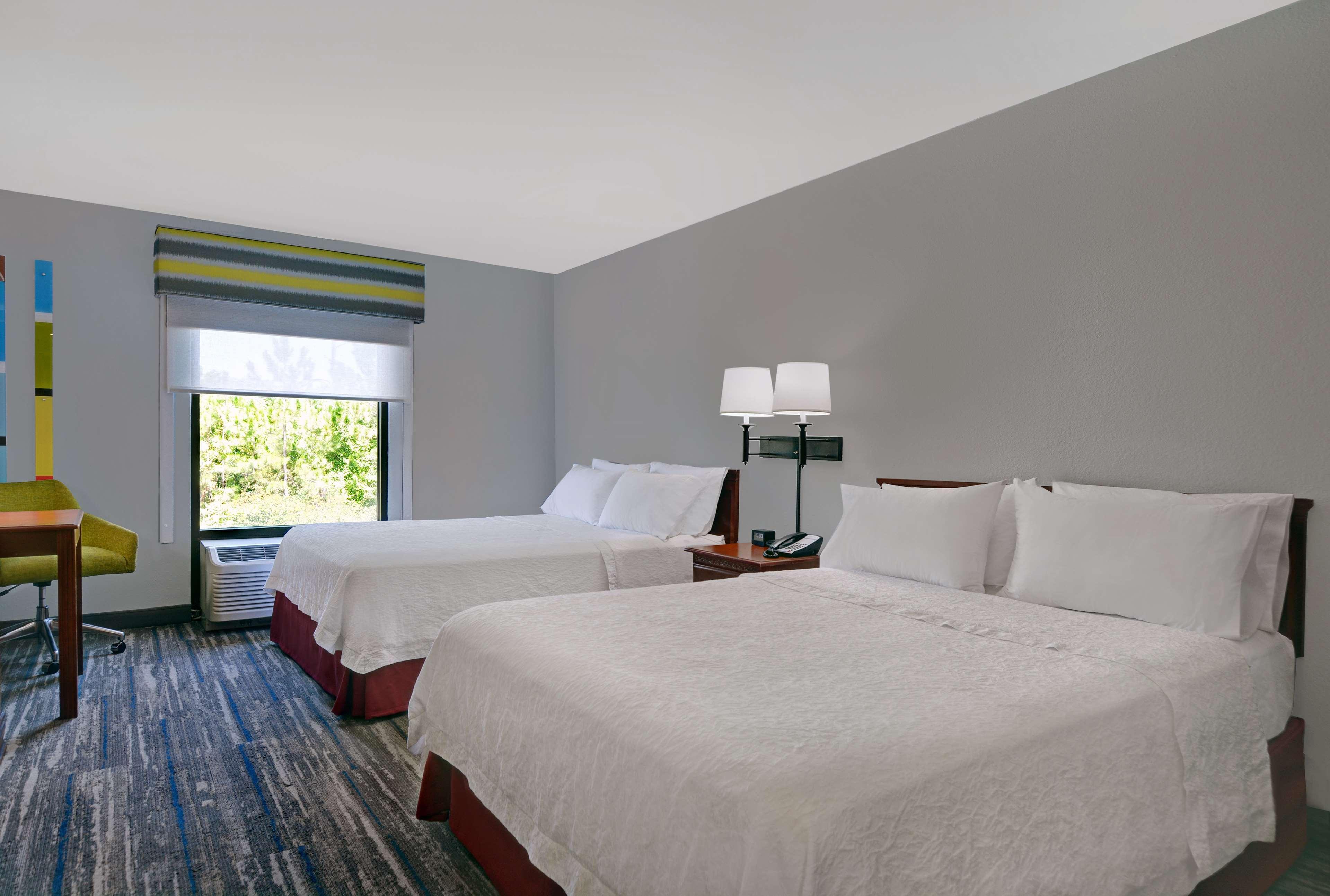 Hampton Inn By Hilton Panama City Beach Upper Grand Lagoon Exterior photo